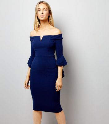 AX Paris Robe bleu marine à col Bardot et manches à volants gLEWIZz5