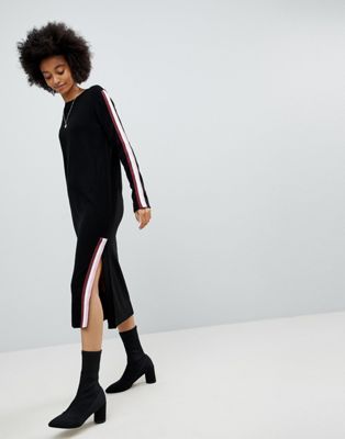 Robe milongue en maille avec liseré sport CkC58ElY