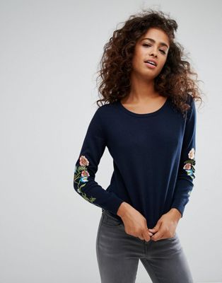Esprit Esprit Pull avec manches à fleurs brodées qPpq9i1P